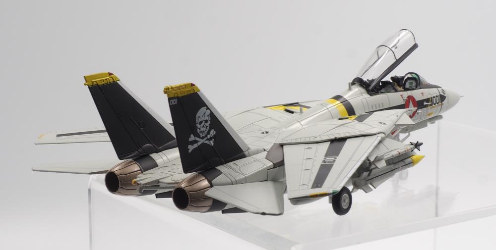 Robotech 1/72 F-14 S Type Collectible Model Gallery Image 6