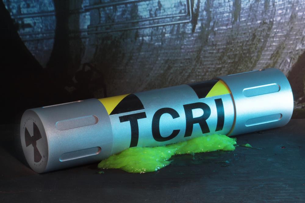 Teenage Mutant Ninja Turtles (1990 Movie) Mutagen Canister Prop Replica Gallery Image 8