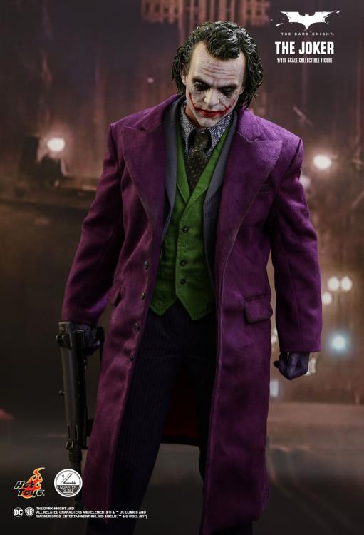 The Dark Knight QS010 The Joker 1/4th Scale Collectible Figure Gallery Image 9