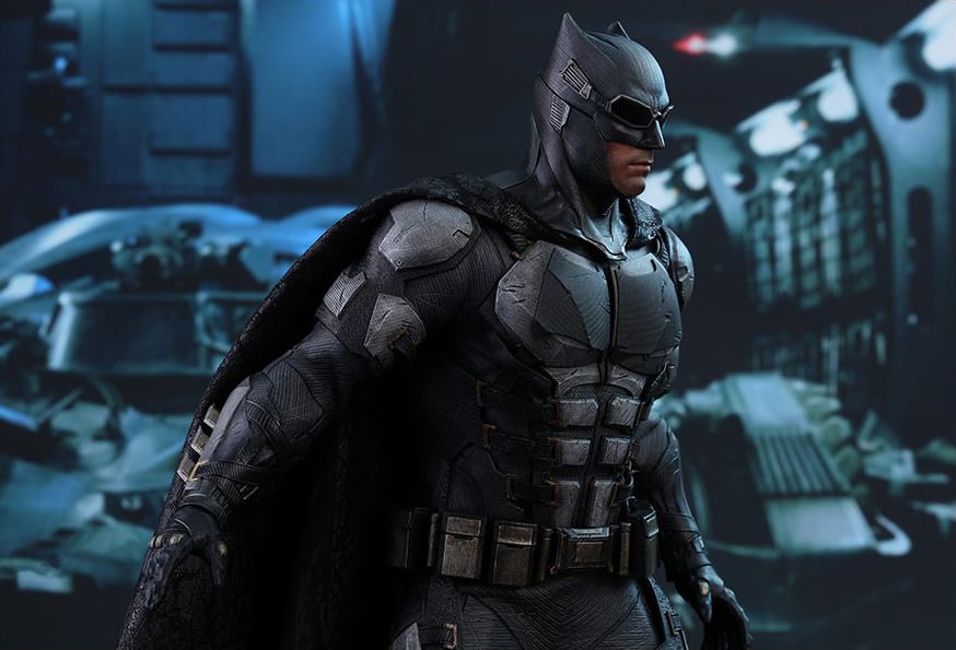 Justice League MMS432 Batman (Tactical Batsuit Ver.) 1/6th Scale Collectible Figure Gallery Image 10