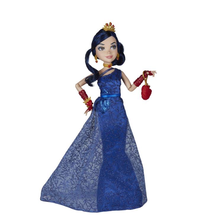 Disney Descendants 2 Royal Yacht Cotillion Figures Set of 3 Gallery Image 7
