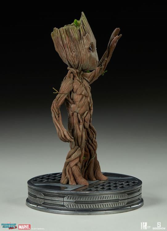 Guardians of the Galaxy Vol. 2 Baby Groot Life-Size Maquette Gallery Image 4