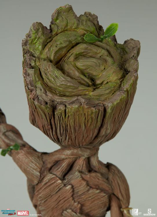Guardians of the Galaxy Vol. 2 Baby Groot Life-Size Maquette Gallery Image 9