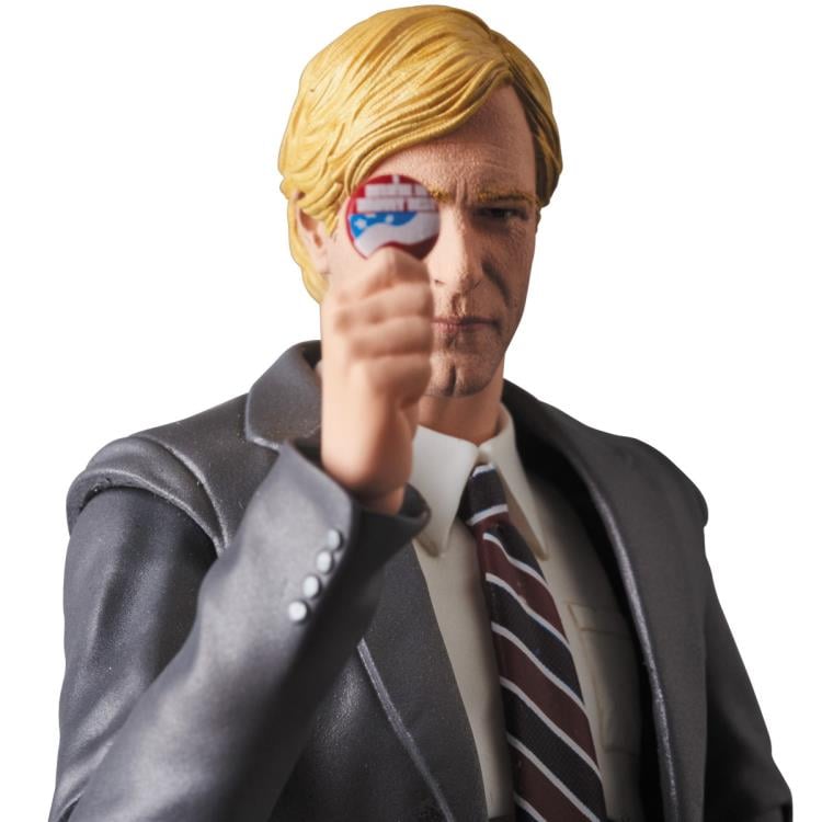The Dark Knight MAFEX No.054 Harvey Dent Action Figure Gallery Image 7
