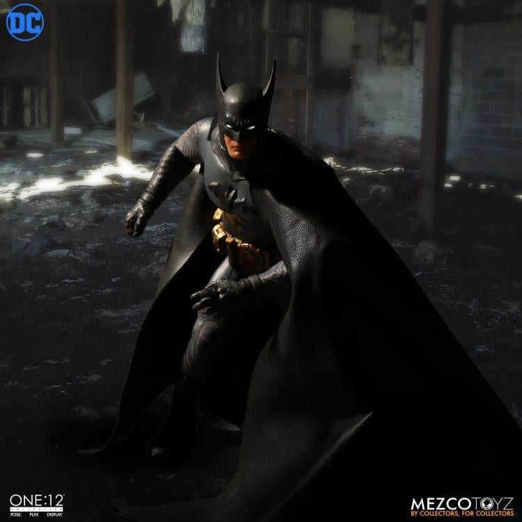 DC Comics One:12 Collective Batman (Ascending Knight) Gallery Image 5