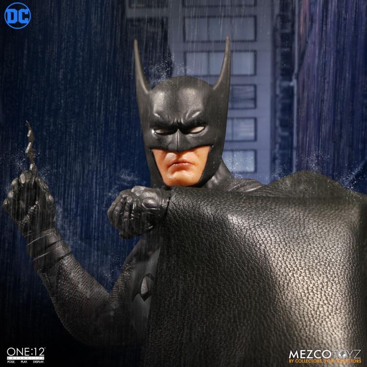 DC Comics One:12 Collective Batman (Ascending Knight) Gallery Image 10