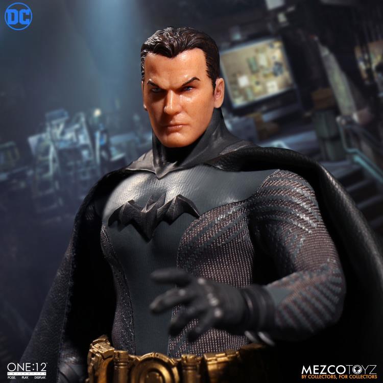 DC Comics One:12 Collective Batman (Ascending Knight) Gallery Image 14