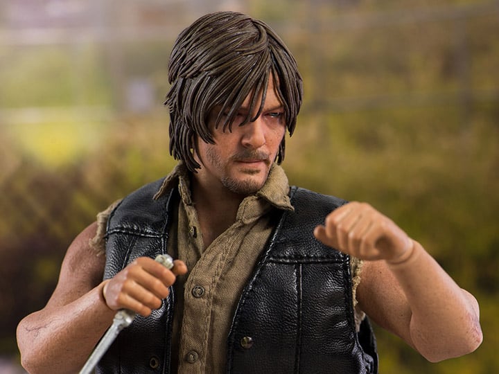 The Walking Dead Daryl Dixon 1/6 Scale Figure Gallery Image 2