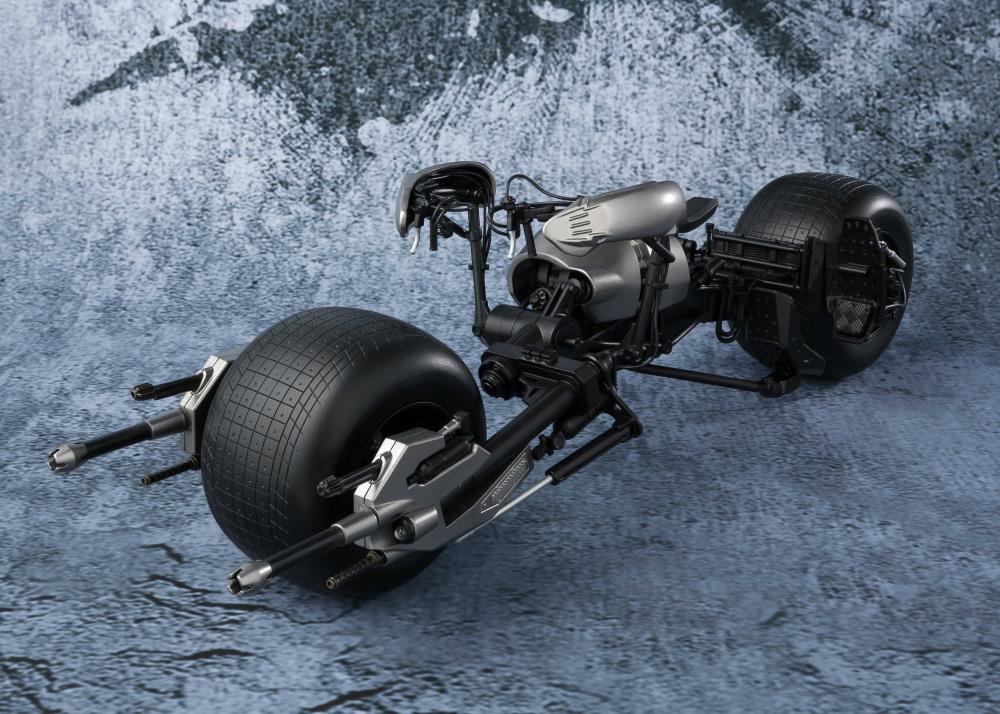 The Dark Knight S.H.Figuarts Bat-Pod Gallery Image 3