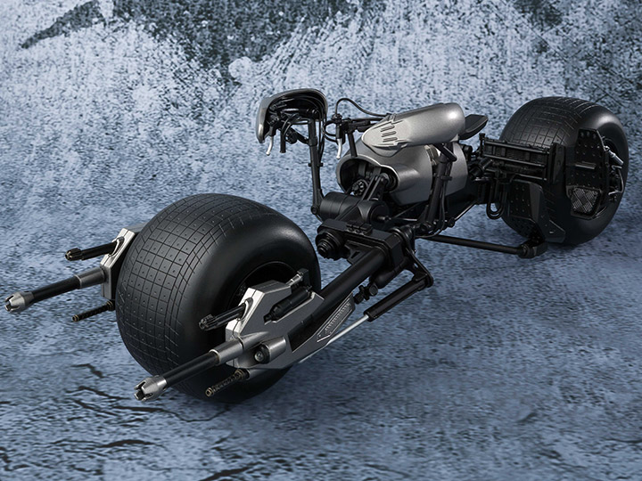 The Dark Knight S.H.Figuarts Bat-Pod Gallery Image 1
