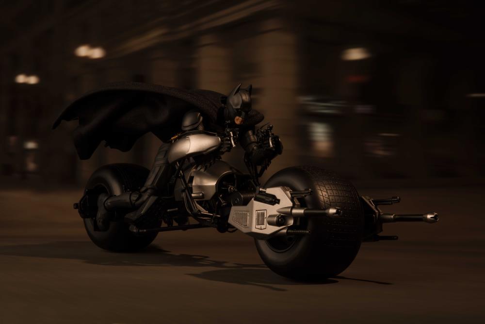 The Dark Knight S.H.Figuarts Bat-Pod Gallery Image 4