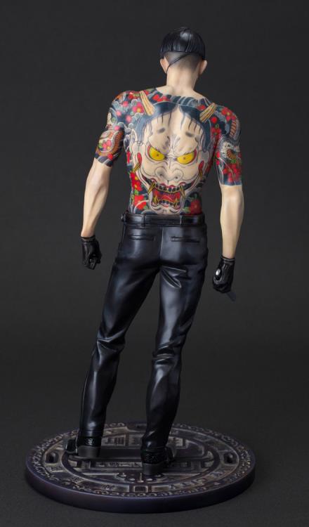 Yakuza Goro Majima Figure Gallery Image 4