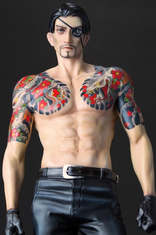 Yakuza Goro Majima Figure Gallery Image 7