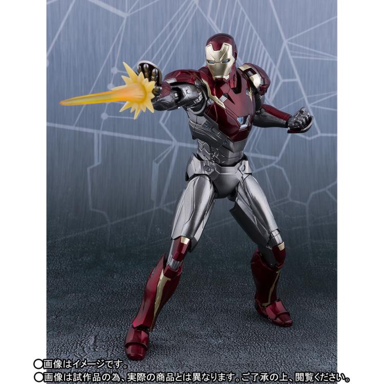 Spider-Man: Homecoming S.H.Figuarts Spider-Man (Homemade Suit Ver.) & Iron Man (Mark XLVII) Exclusive Gallery Image 9