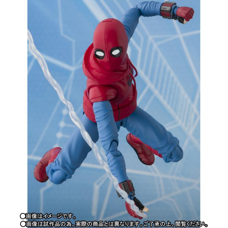 Spider-Man: Homecoming S.H.Figuarts Spider-Man (Homemade Suit Ver.) & Iron Man (Mark XLVII) Exclusive Gallery Image 5