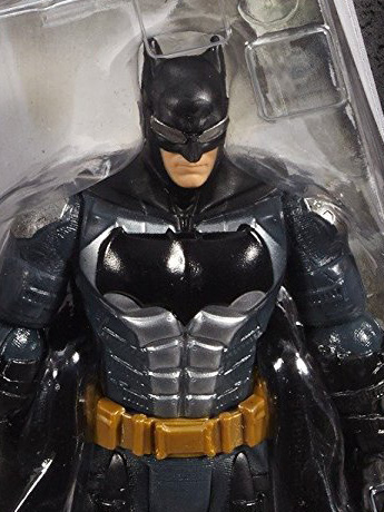 Justice League Batman (Tactical Armor) Basic Figure Gallery Image 2