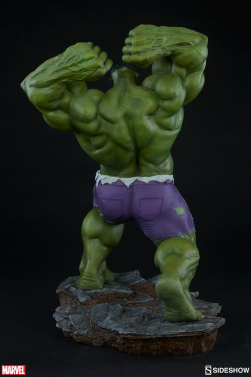 Marvel Avengers Assemble Hulk Statue Gallery Image 7