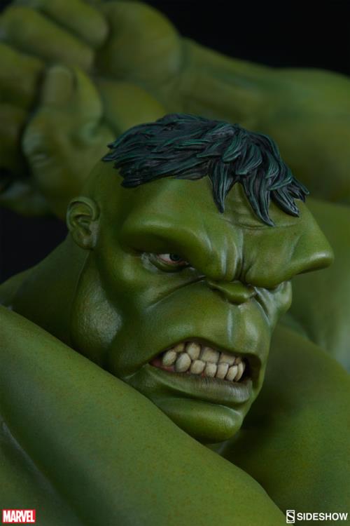 Marvel Avengers Assemble Hulk Statue Gallery Image 15