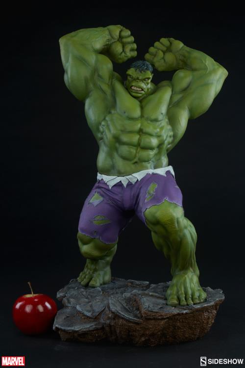 Marvel Avengers Assemble Hulk Statue Gallery Image 4