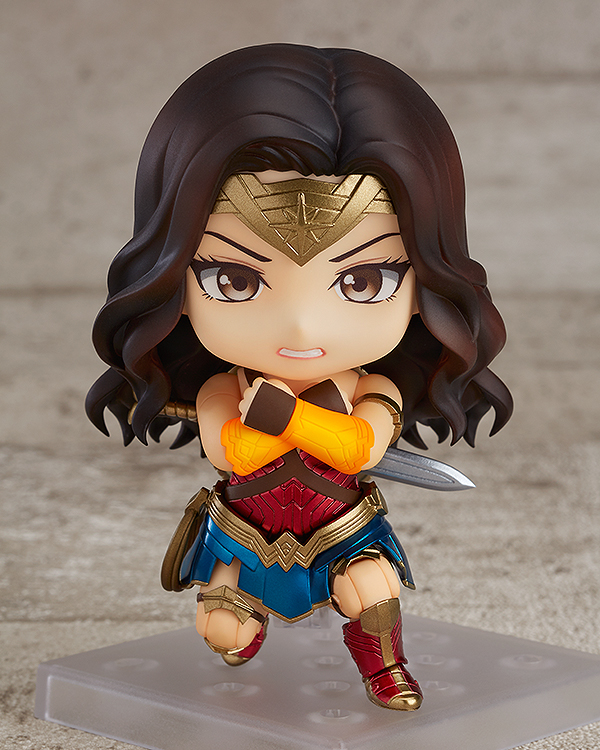 Wonder Woman Nendoroid No.818 Wonder Woman (Hero's Edition) Gallery Image 6