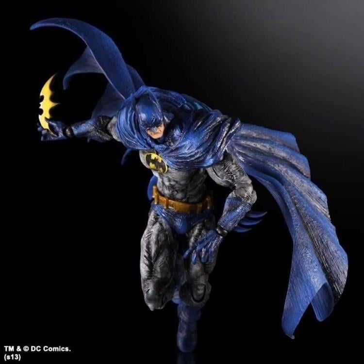 Arkham City Play Arts Kai Batman (1970's Skin) Gallery Image 8