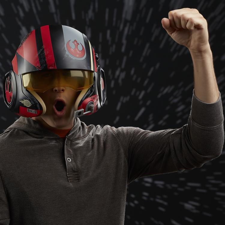 Star Wars: The Black Series Poe Dameron 1:1 Scale Wearable Helmet (Electronic) Gallery Image 6