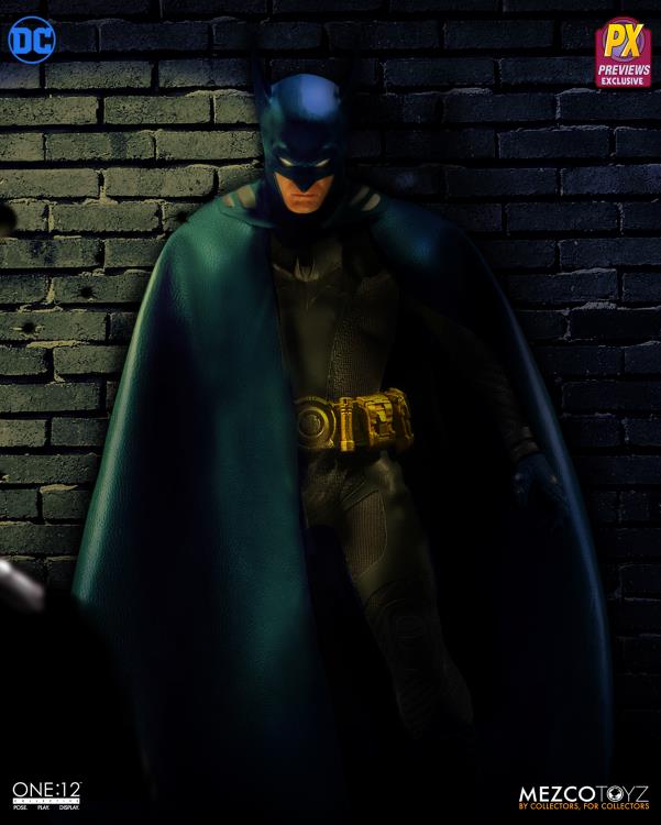 DC Comics One:12 Collective Batman (Ascending Knight) PX Previews Exclusive Gallery Image 3