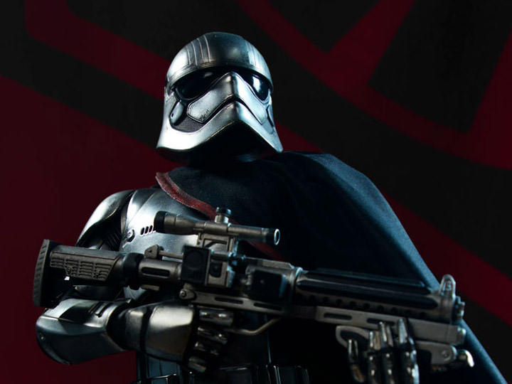 Star Wars Premium Format Captain Phasma (The Force Awakens) Gallery Image 1