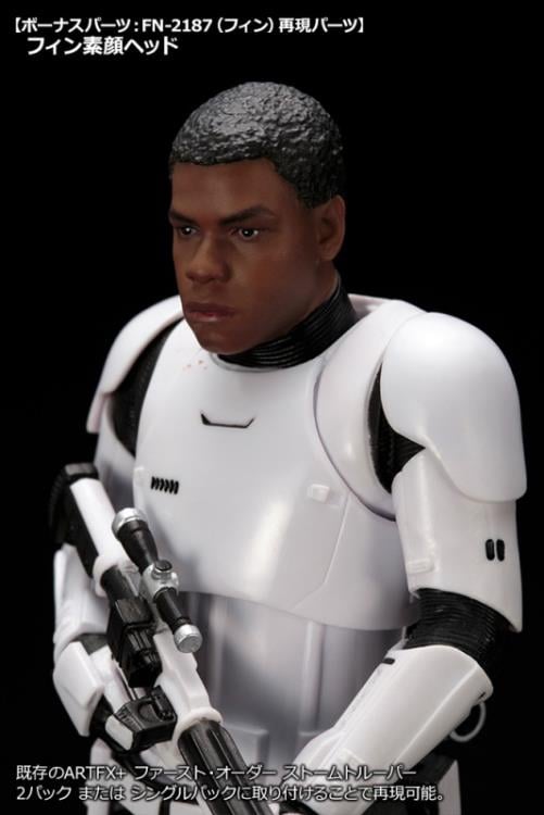 Star Wars ArtFX+ Stormtrooper FN-2199 (The Force Awakens) Statue Gallery Image 11