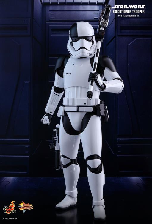 Star Wars: The Last Jedi MMS428 Executioner Trooper 1/6th Scale Collectible Figure Gallery Image 8