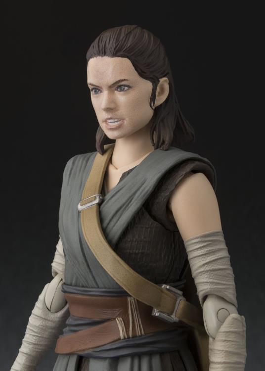 Star Wars S.H.Figuarts Rey (The Last Jedi) Gallery Image 8