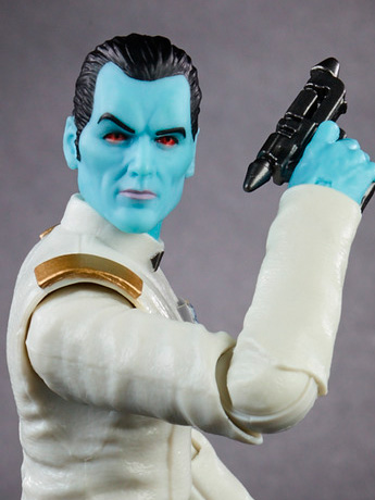 Star Wars: The Black Series 6" Grand Admiral Thrawn Gallery Image 2
