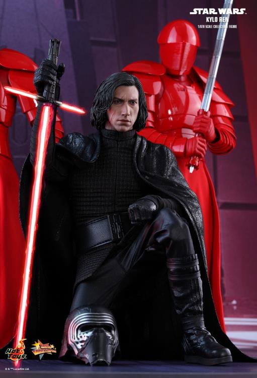 Star Wars: The Last Jedi MMS438 Kylo Ren 1/6th Scale Collectible Figure Gallery Image 9