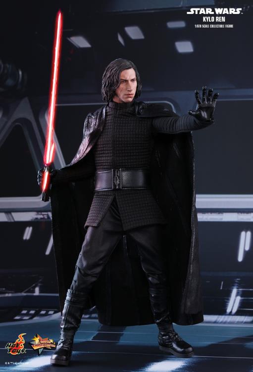 Star Wars: The Last Jedi MMS438 Kylo Ren 1/6th Scale Collectible Figure Gallery Image 4