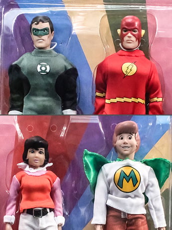 Super Friends World's Greatest Heroes 8" BBTS Exclusive Retro Figure Four-Pack Gallery Image 2
