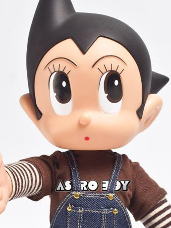 Astro Boy Master Series 11 Vinyl Figure Gallery Image 2