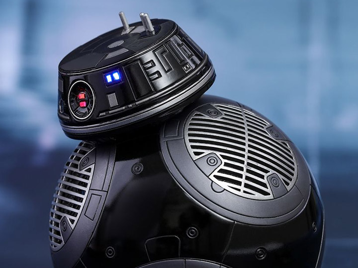 Star Wars: The Last Jedi MMS441 BB-9E 1/6th Scale Collectible Figure Gallery Image 1