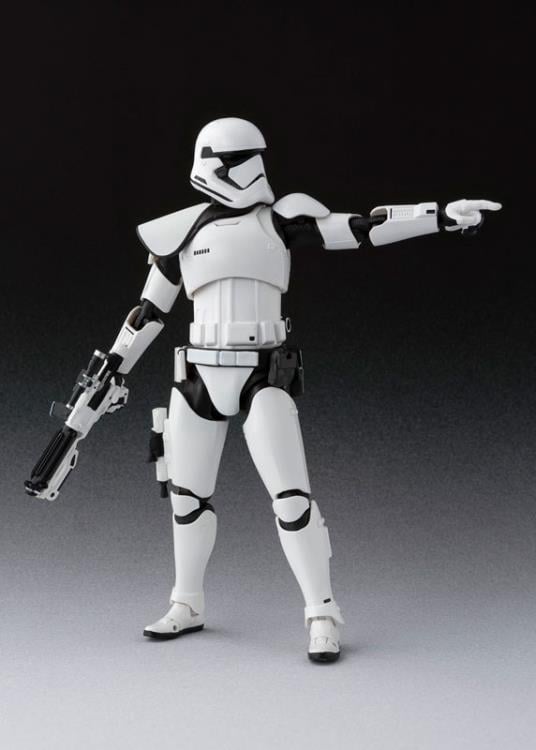 Star Wars S.H.Figuarts Captain Phasma & First Order Stormtrooper Special Set (The Last Jedi) Gallery Image 12