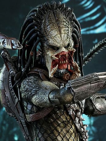 Aliens vs. Predator: Requiem MMS443 Wolf Predator (Heavy Weaponry) 1/6th Scale Collectible Figure Gallery Image 2