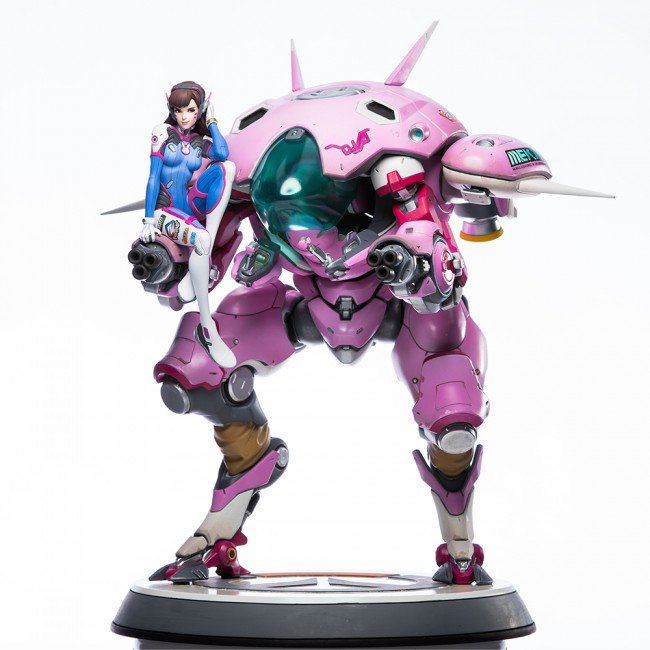 Overwatch D.Va With MEKA Statue Gallery Image 3