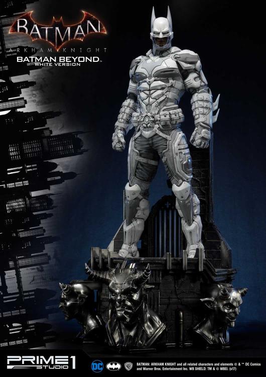 Batman: Arkham Knight Museum Masterline Batman Beyond (White Ver.) Statue Gallery Image 6