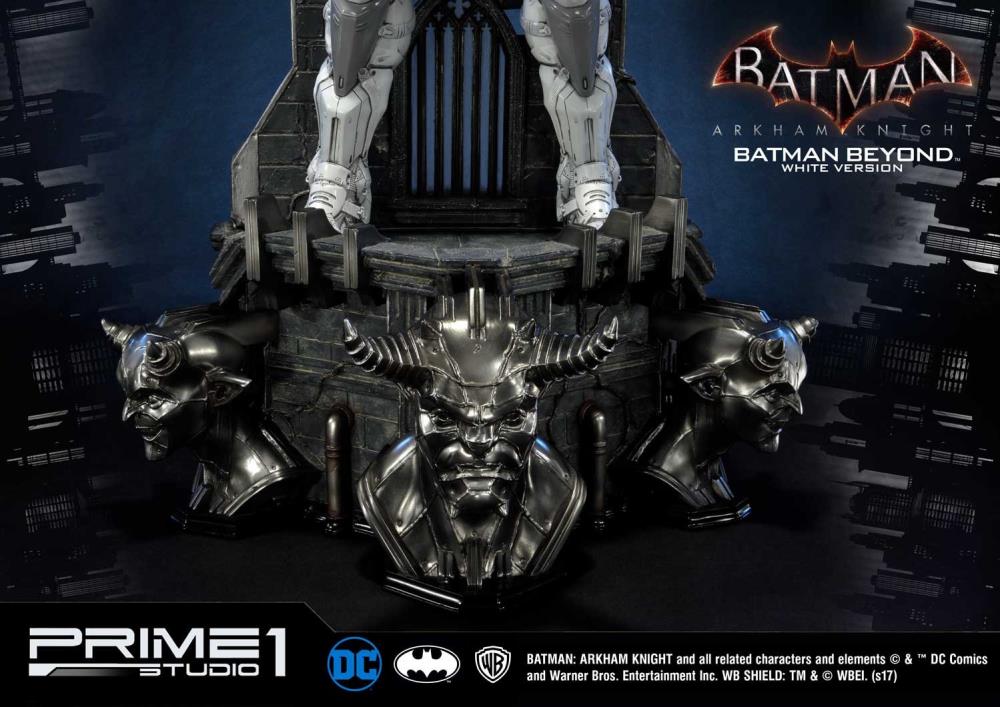 Batman: Arkham Knight Museum Masterline Batman Beyond (White Ver.) Statue Gallery Image 14