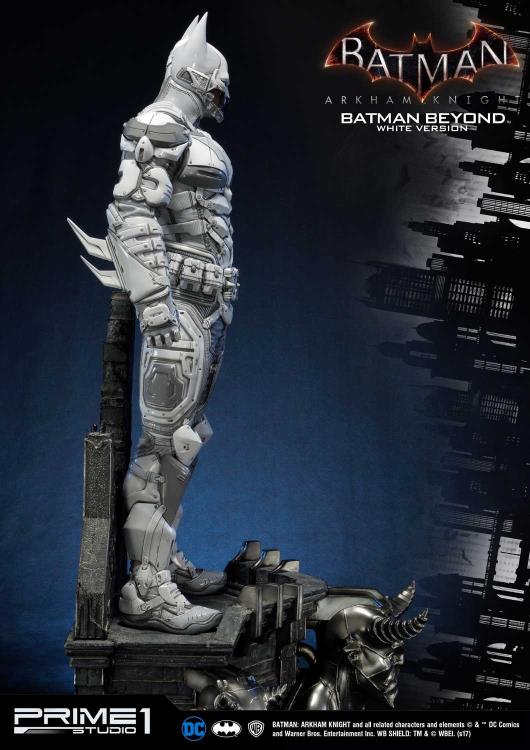 Batman: Arkham Knight Museum Masterline Batman Beyond (White Ver.) Statue Gallery Image 8
