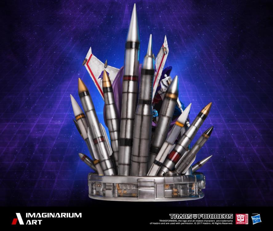 Transformers Generation 1 Starscream (Coronation on Throne) Limited Edition Statue Gallery Image 4