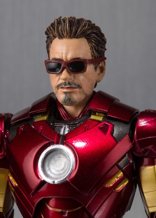 Iron Man 2 S.H.Figuarts Iron Man Mark IV & Hall of Armor Set Gallery Image 8