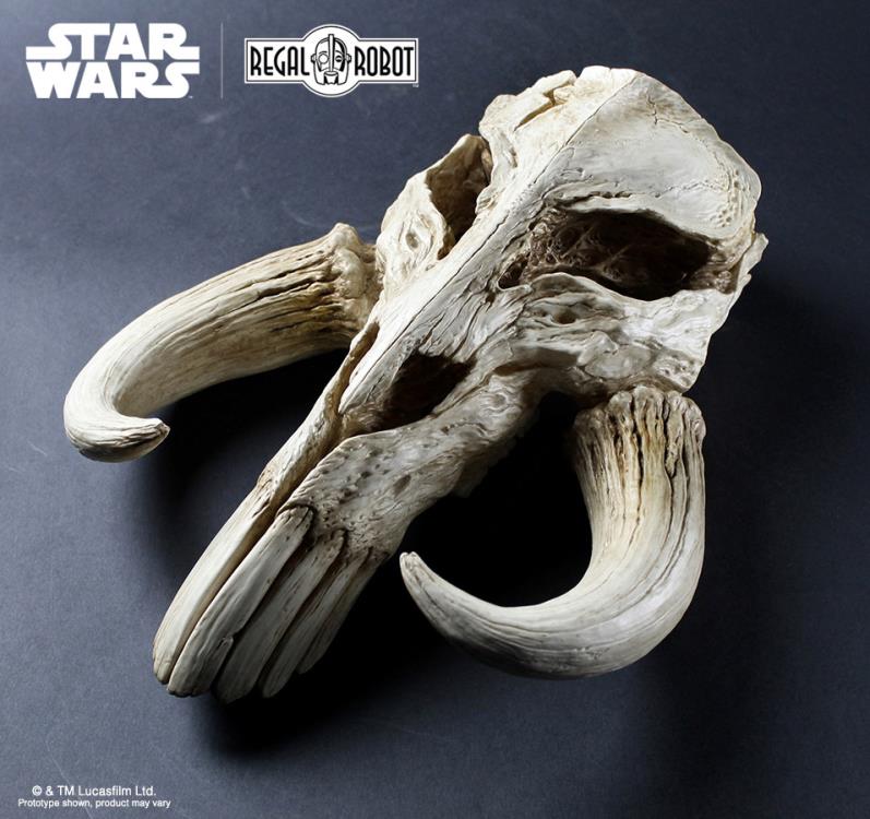 Star Wars Mandalorian Mythosaur Skull Wall Decor Gallery Image 3