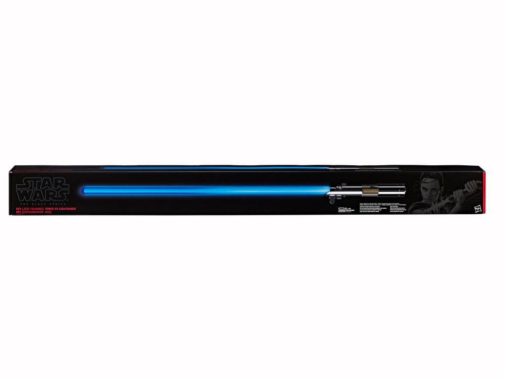 Star Wars: The Black Series Rey Jedi Training (The Last Jedi) Force FX Lightsaber Gallery Image 6