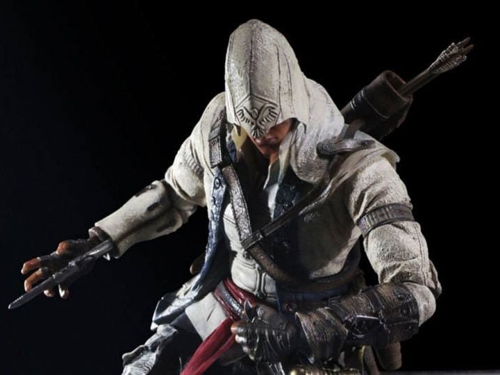 Assassin's Creed Play Arts Kai Connor Davenport Gallery Image 1