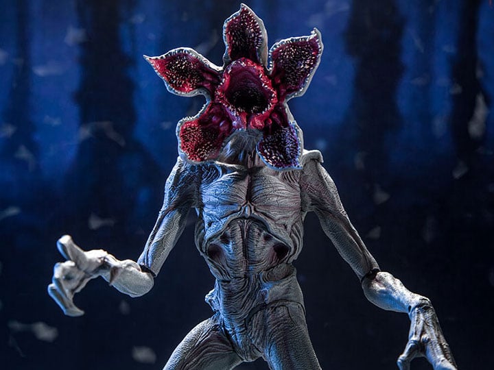 Stranger Things Demogorgon 10" Deluxe Action Figure Gallery Image 1
