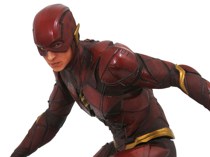 Justice League Gallery The Flash Figure Gallery Image 1